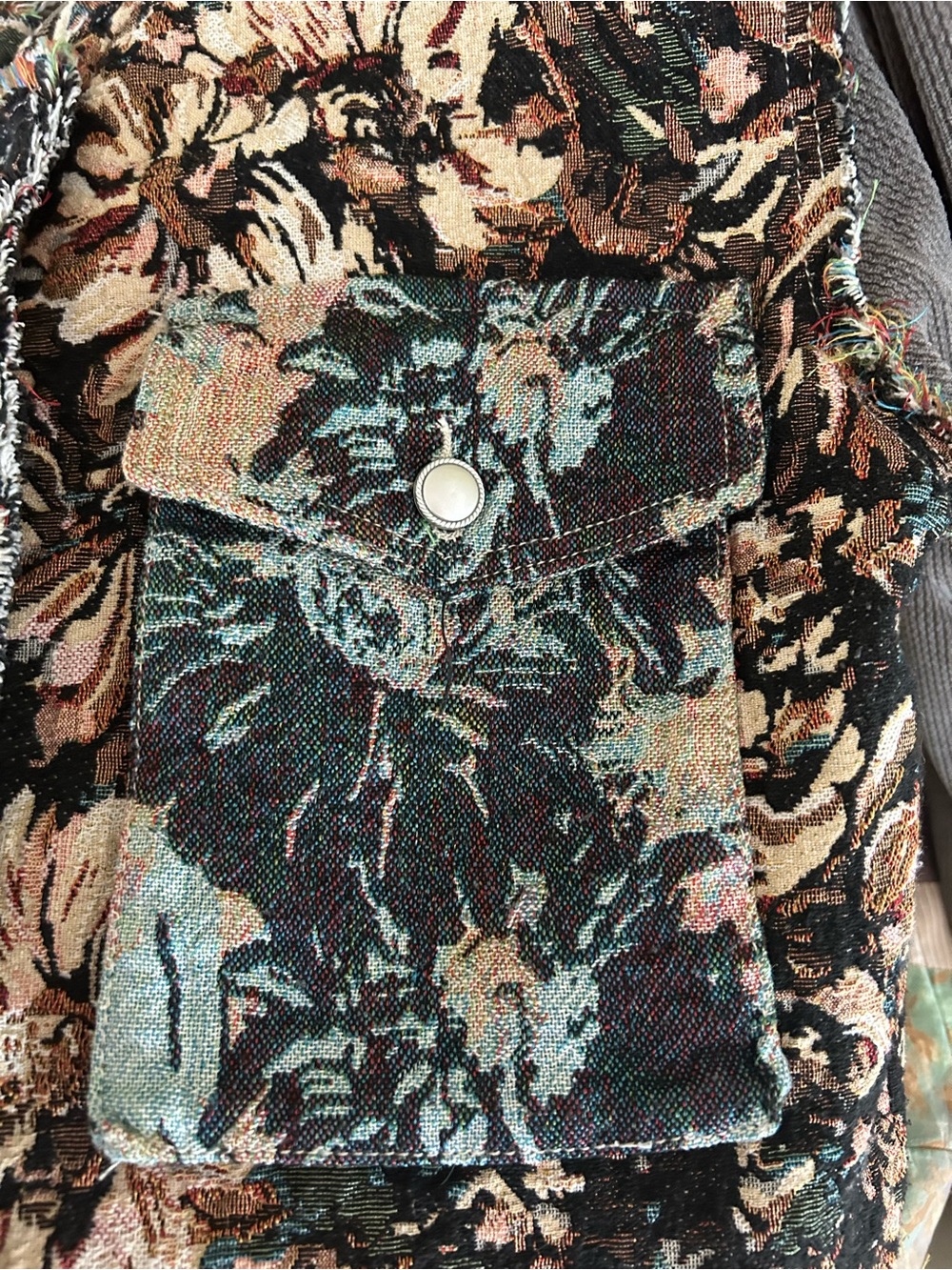 POL Tapestry Floral Utility Jacket in Black & Olive - Picture 5 of 7